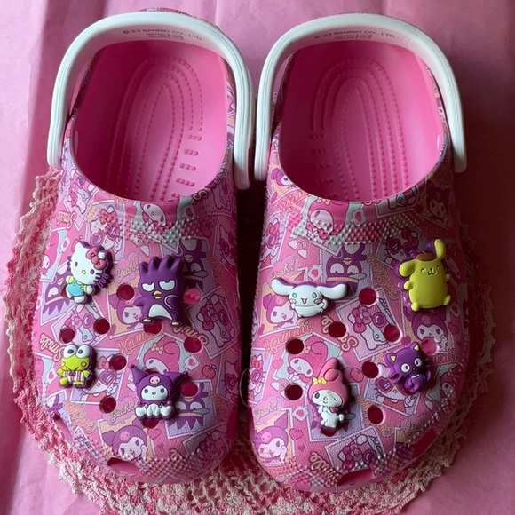 π±ππ± CROCS HELLO KITTY  CLOGS π±ππ± - Picture 8 of 16